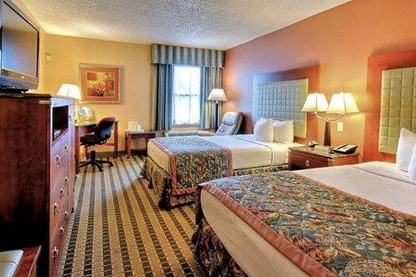 2 Beds at Best Western Valley View, Roanoke VA Hotel