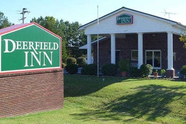 Deerfield Inn & Suites in Fairview, TN