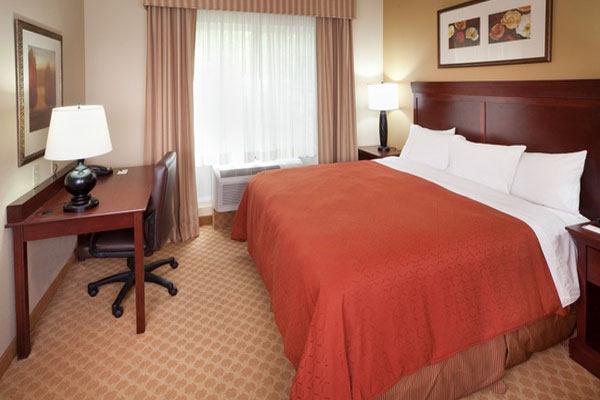 Country Inn & Suites in Goodlettsville, TN