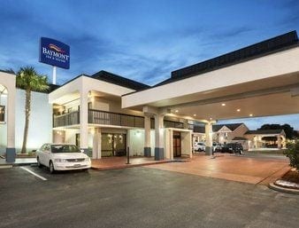Baymont Inn & Suites in Florence, SC
