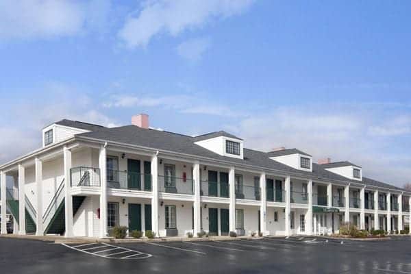 Baymont Inn & Suites in Roanoke Rapids, NC