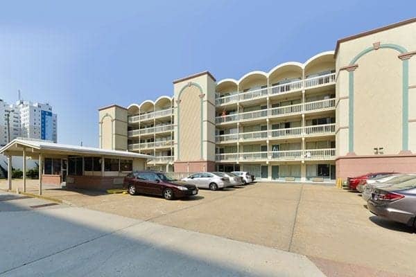 Royal Clipper Inn & Suites in Virginia Beach, VA