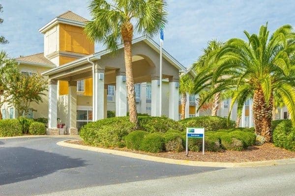 Holiday Inn Express & Suites - St. Simons Island