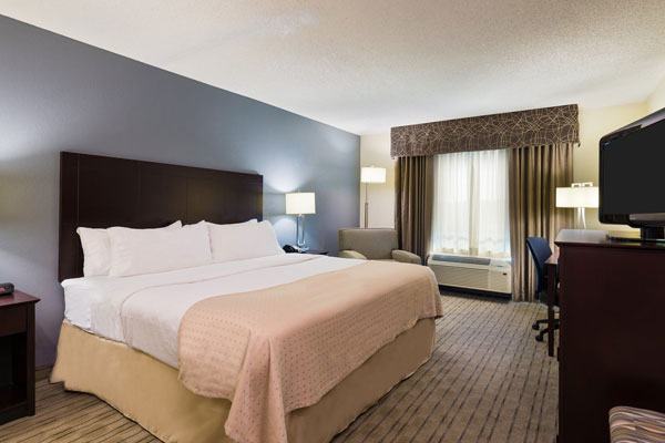 Holiday Inn Knoxville-West, I-40 & I-75 in Knoxville, TN
