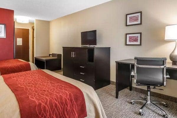 Comfort Inn & Suites Galleria in Smyrna, GA