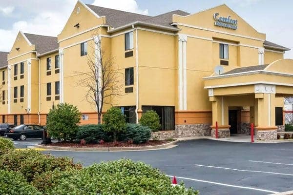Comfort Inn & Suites Galleria in Smyrna, GA