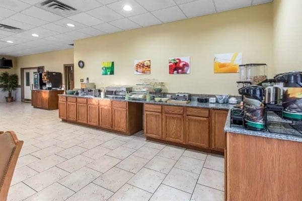 Quality Inn & Suites Conference Center in Thomasville, GA