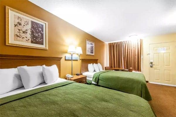 Quality Inn & Suites in White, GA