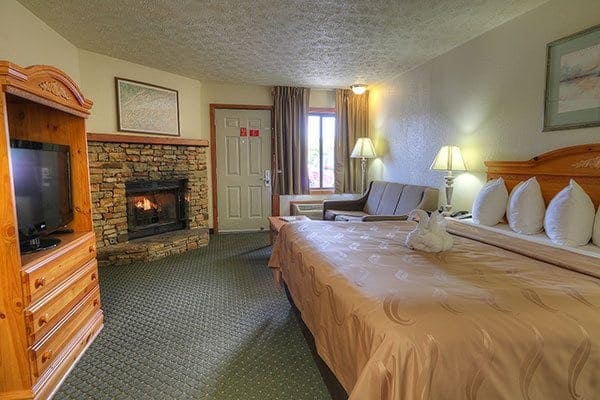 Quality Inn And Suites Dollywood in Pigeon Forge, TN